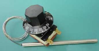 Mechanical temperature control switch structure