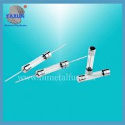 The difference between fast down fuse and slow down fuse?