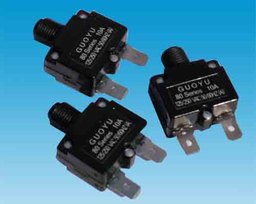 KUOYUH 98 SERIE 15AMP CIRCUIT BREAKER