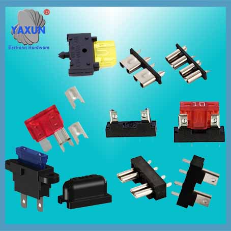 PCB Mounting Blade Car Fuse Holder