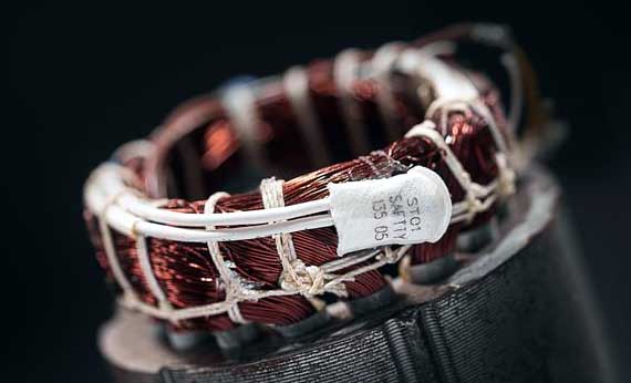 Embedded motor thermal protection